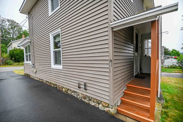 7 Ferry Street, Allenstown, NH 03275