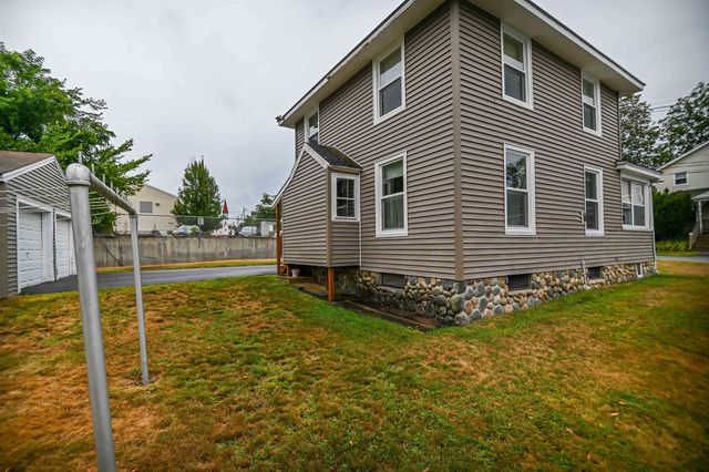 7 Ferry Street, Allenstown, NH 03275