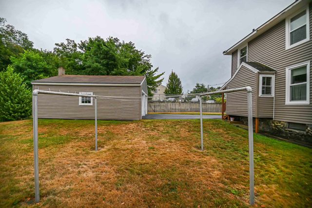 7 Ferry Street, Allenstown, NH 03275
