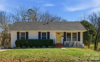 6801 Starcrest Drive, Charlotte, NC 28210