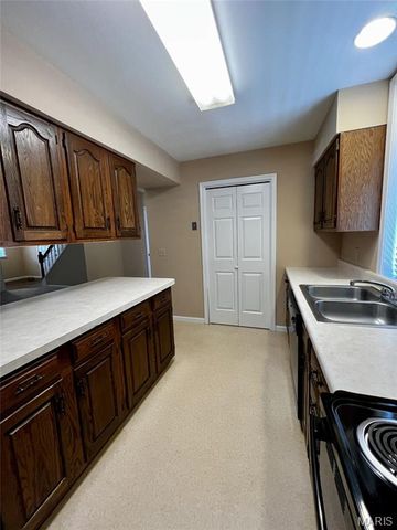 2204 Menard Street, St Louis, MO 63104