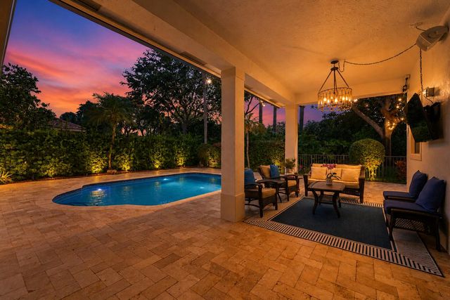 6802 NW 108th Avenue, Parkland, FL 33076