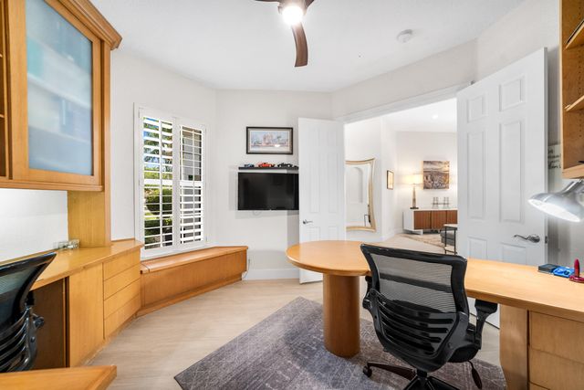 6802 NW 108th Avenue, Parkland, FL 33076