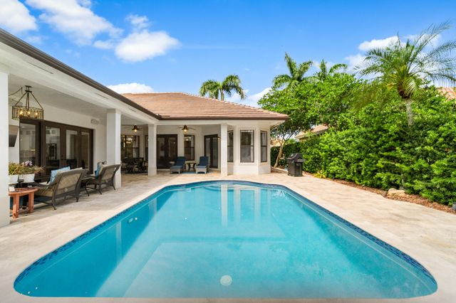 6802 NW 108th Avenue, Parkland, FL 33076