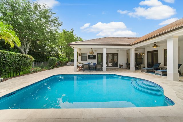 6802 NW 108th Avenue, Parkland, FL 33076