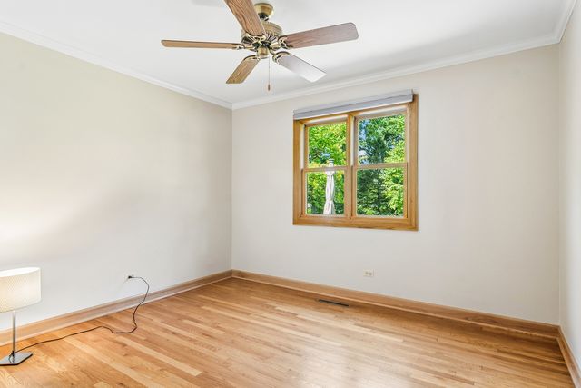 255 West Lane, Lake Zurich, IL 60047