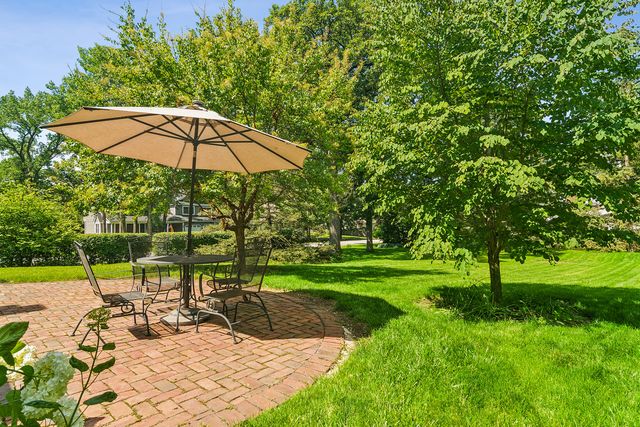 255 West Lane, Lake Zurich, IL 60047