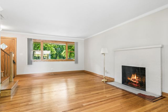 255 West Lane, Lake Zurich, IL 60047