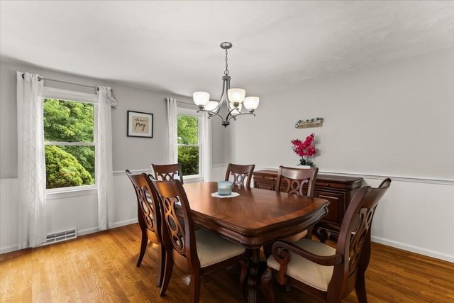 15 Eileen Rd, Norton, MA 02766