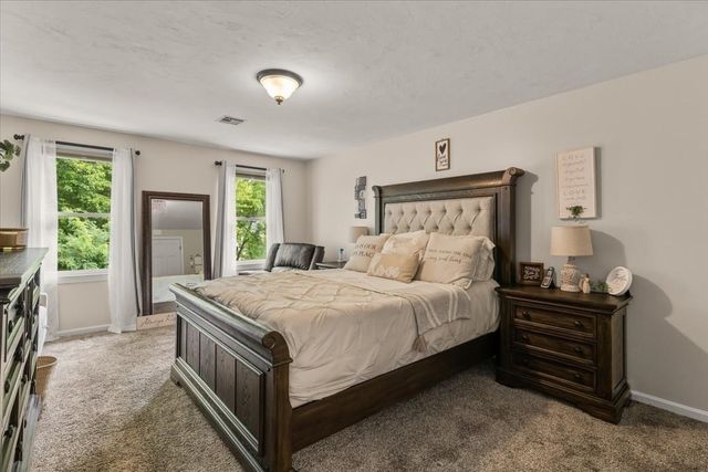 15 Eileen Rd, Norton, MA 02766
