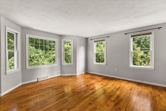 15 Eileen Rd, Norton, MA 02766