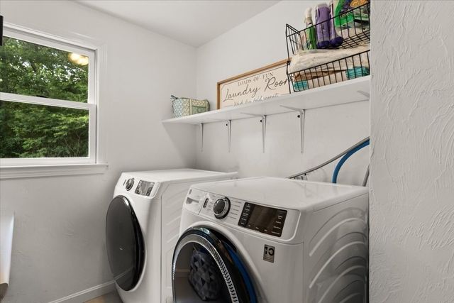 15 Eileen Rd, Norton, MA 02766