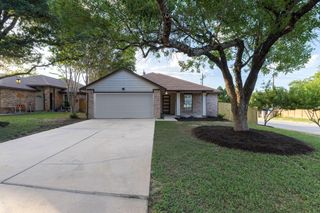 712 Clearwater TRL, Round Rock, TX 78664