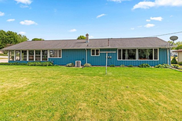 326 SARATOGA STREET, Chilton, WI 53014