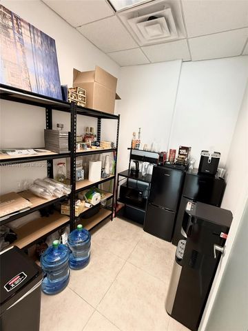 175 SW 7th St 1605-1606, Miami, FL 33130