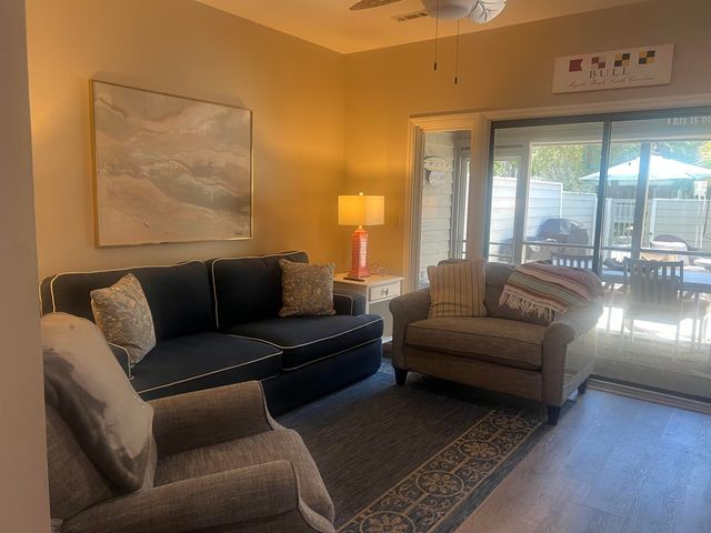 435 Ocean Creek Dr Apt 2715, Myrtle Beach, SC 29572