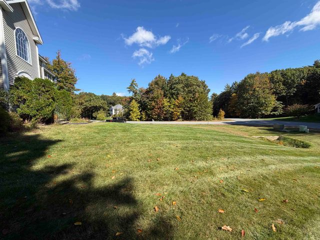 5 Fiddlehead Lane, Chester, NH 03036