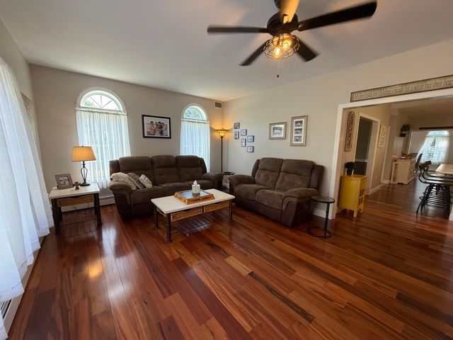 5 Fiddlehead Lane, Chester, NH 03036