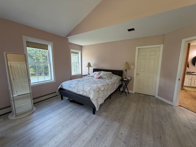 5 Fiddlehead Lane, Chester, NH 03036