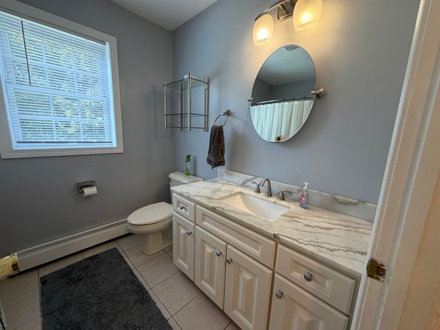 5 Fiddlehead Lane, Chester, NH 03036