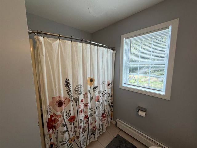 5 Fiddlehead Lane, Chester, NH 03036