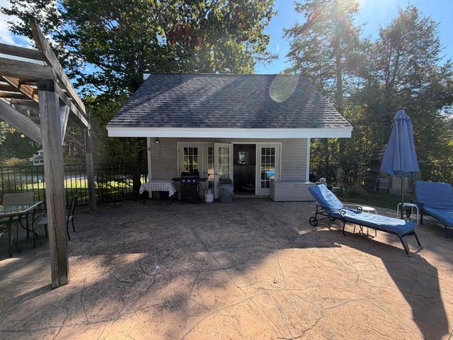 5 Fiddlehead Lane, Chester, NH 03036