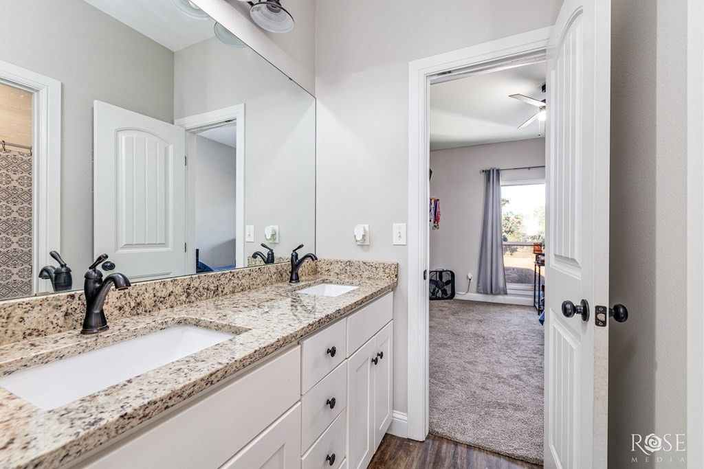 Image 27 of property listing at 9535 Iron Spoke Trail, Carlsbad, TX 76934