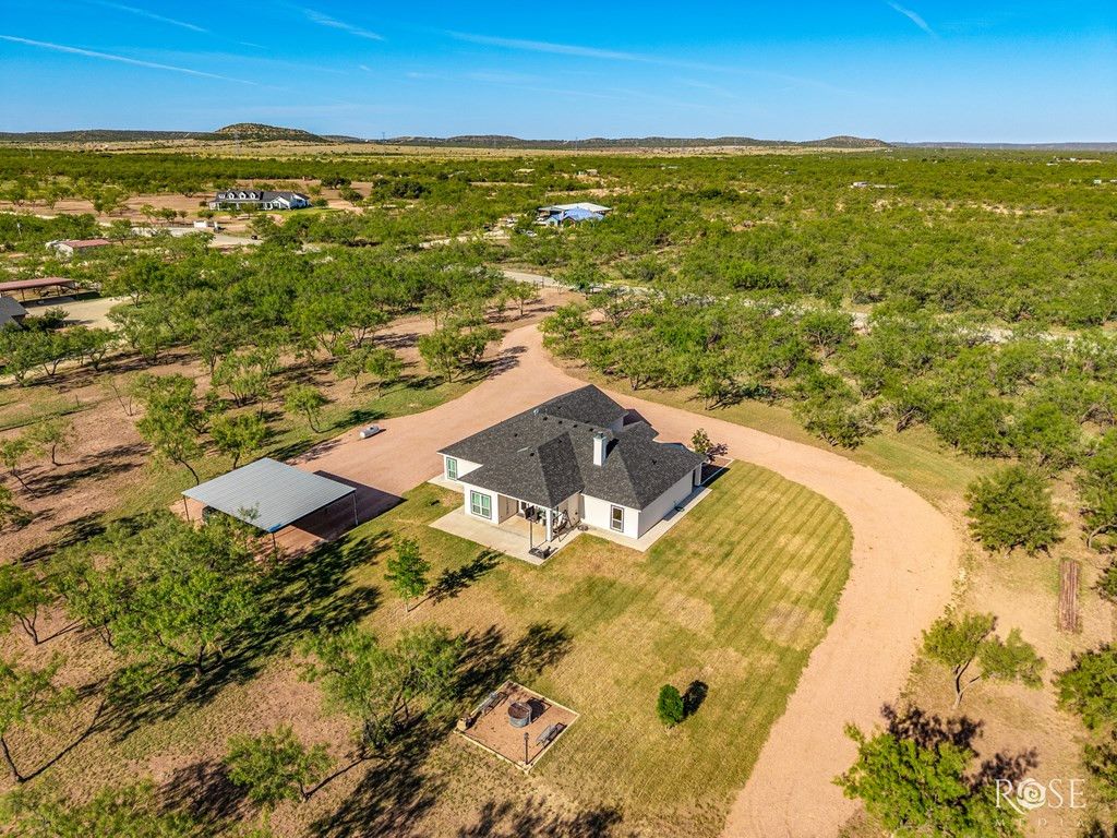 Image 44 of property listing at 9535 Iron Spoke Trail, Carlsbad, TX 76934