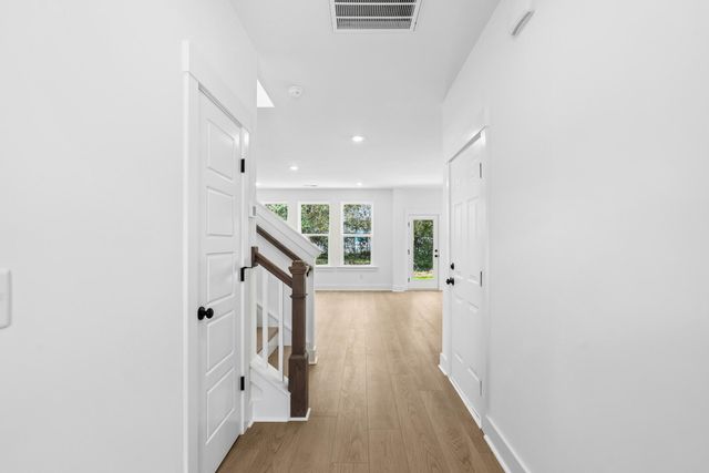 5358 Elder Avenue, North Charleston, SC 29406