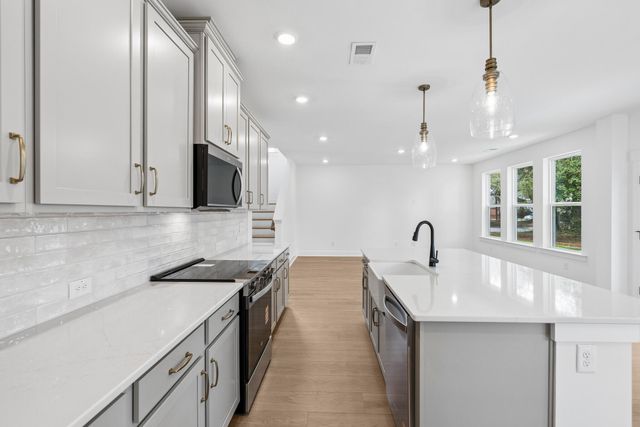 5358 Elder Avenue, North Charleston, SC 29406
