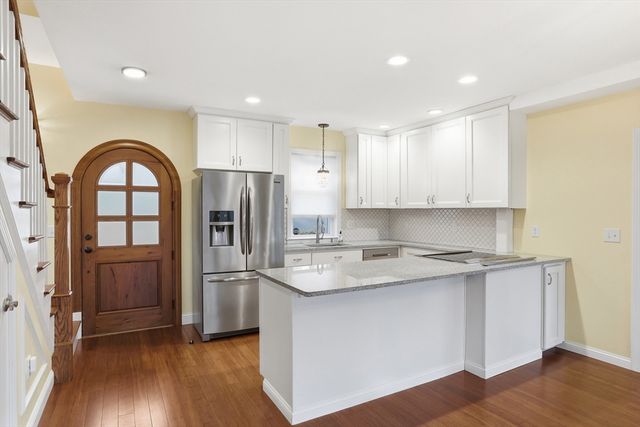 284 Whiley Rd, Groton, MA 01450