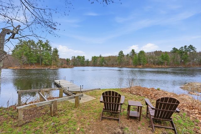 284 Whiley Rd, Groton, MA 01450