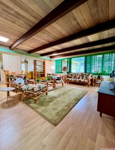 45-464 Nakuluai Street, Kaneohe, HI 96744