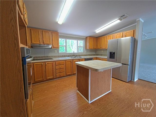 240 Lucious Street, Pembroke, GA 31321