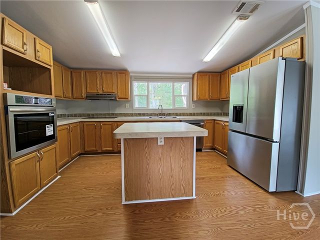 240 Lucious Street, Pembroke, GA 31321