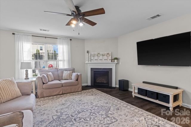 127 Harvest Pointe Drive, Statesville, NC 28677