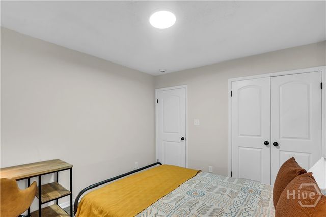 115 W 55th Street, Savannah, GA 31405