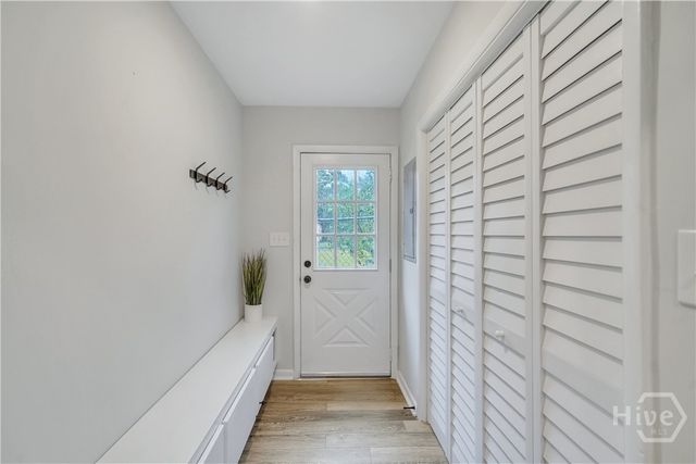 115 W 55th Street, Savannah, GA 31405