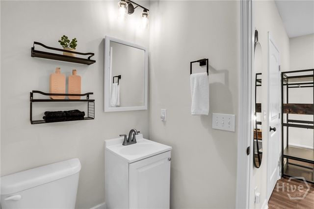 115 W 55th Street, Savannah, GA 31405