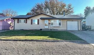 2126 Vinewood Ln, Pueblo, CO 81005