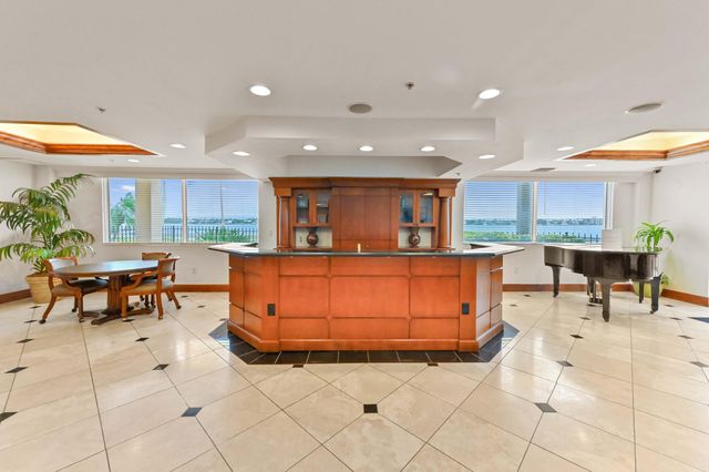 1801 N Flagler Drive 308, West Palm Beach, FL 33407