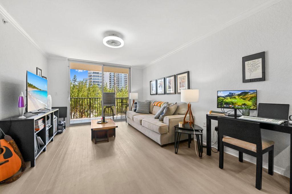 1801 N Flagler Drive 308, West Palm Beach, FL 33407