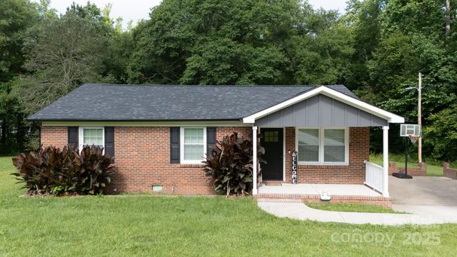 232 Harmony Hills Drive, Catawba, SC 29704
