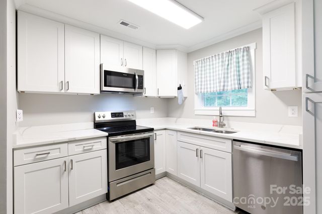 232 Harmony Hills Drive, Catawba, SC 29704