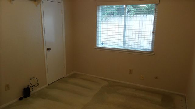 3843 Vineyard Drive, Houston, TX 77082