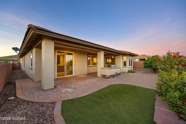 7235 W Cactus Flower Pass, Marana, AZ 85658