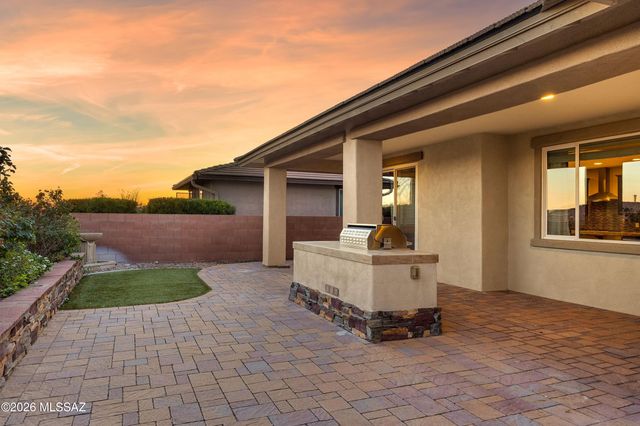 7235 W Cactus Flower Pass, Marana, AZ 85658