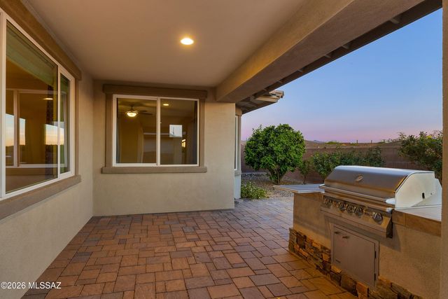 7235 W Cactus Flower Pass, Marana, AZ 85658