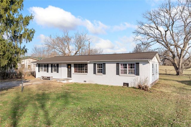 176 Carr Court, Harrison, AR 72601