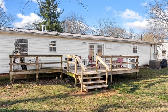 176 Carr Court, Harrison, AR 72601